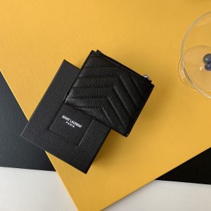 CASSANDRE MATELASSÉ FLAP CARD CASE IN GRAIN DE POUDRE EMBOSSED LEATHER