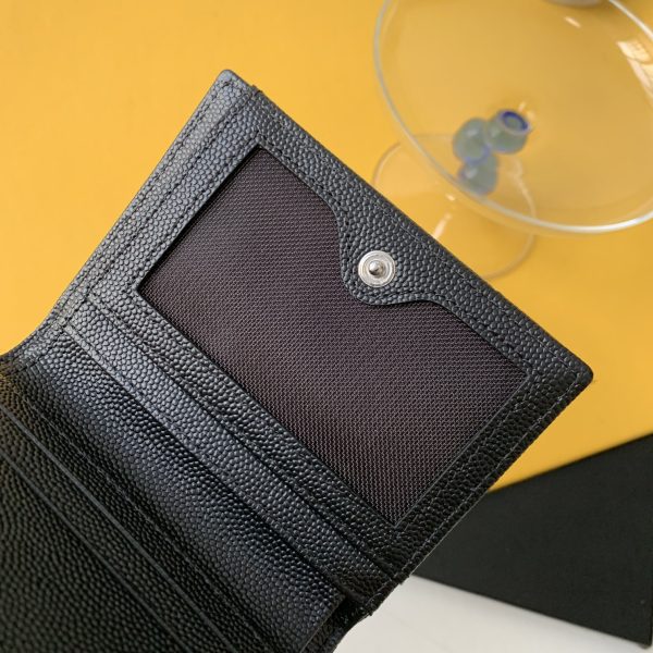 CASSANDRE MATELASSÉ FLAP CARD CASE IN GRAIN DE POUDRE EMBOSSED LEATHER