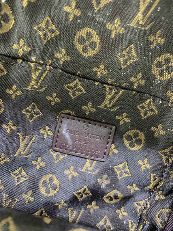 Laveszi Luxury Bags LV 642