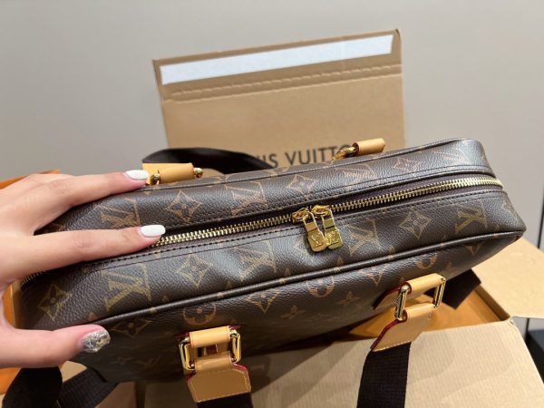 Laveszi Luxury Bags LV 772