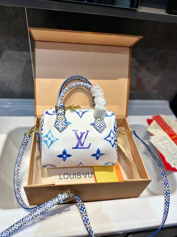 Laveszi Luxury Bags LV 899