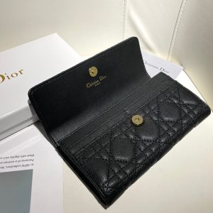 Laveszi Luxury Wallet CD 004