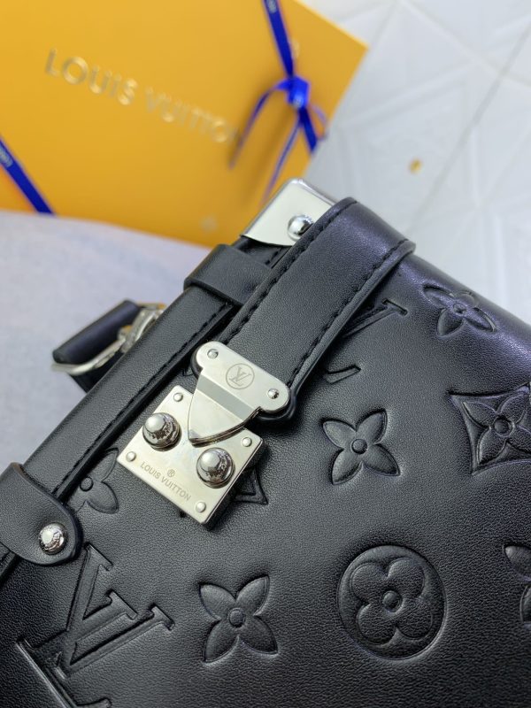 Laveszi Luxury Bags LV 583