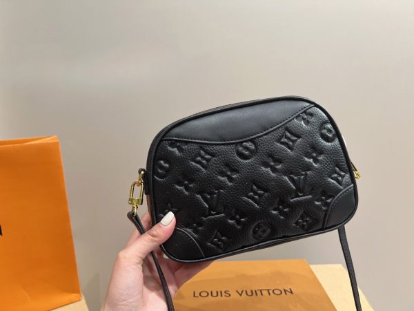 Laveszi Luxury Bags LV 756