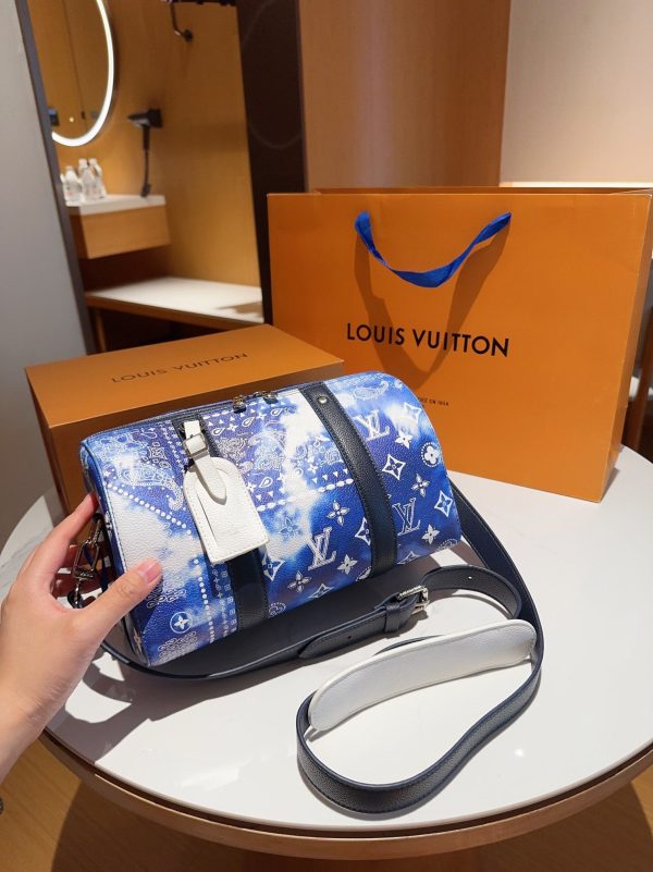 Laveszi Luxury Bags LV 898