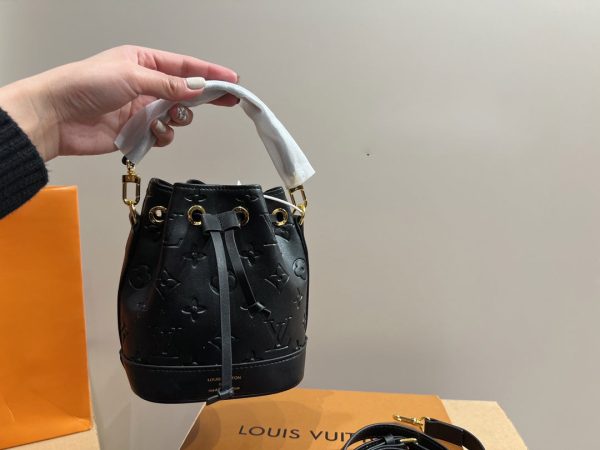 Laveszi Luxury Bags LV 755