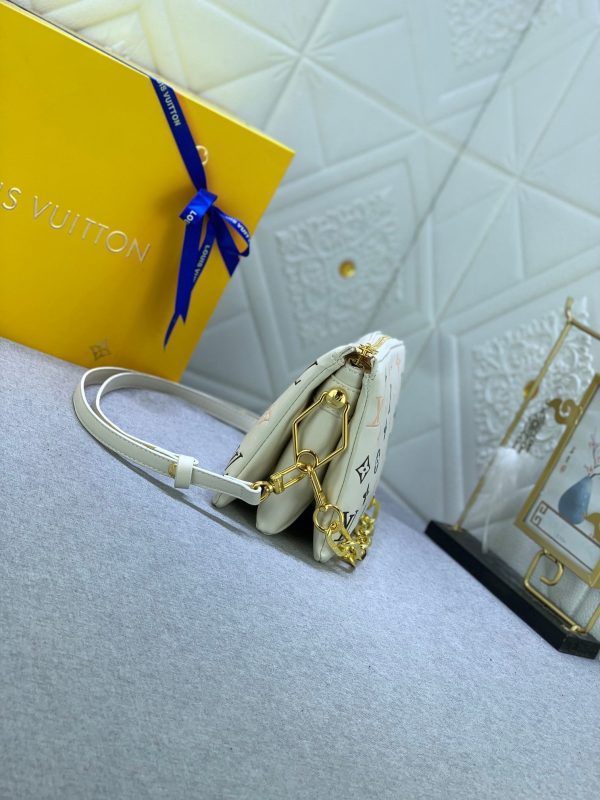 Laveszi Luxury Bags LV 881