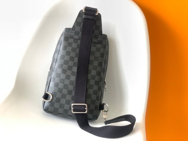 Laveszi Luxury Bags LV 570