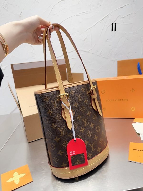 Laveszi Luxury Bags LV 895