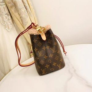 Laveszi Luxury Bags LV 580