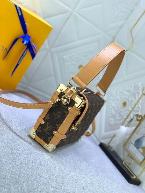 Laveszi Luxury Bags LV 585