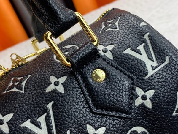 Laveszi Luxury Bags LV 779