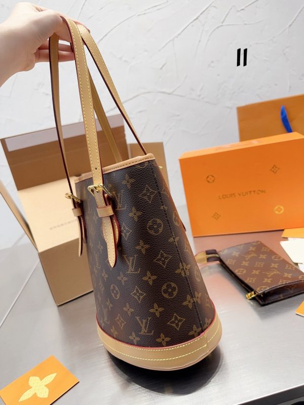 Laveszi Luxury Bags LV 895