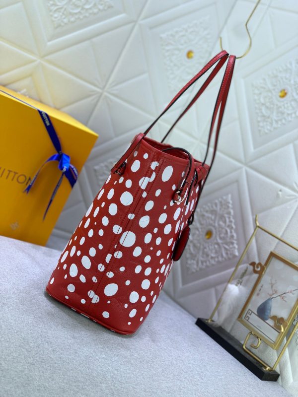 Laveszi Luxury Bags LV 652