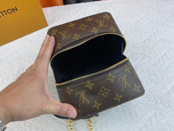 Laveszi Luxury Bags LV 678