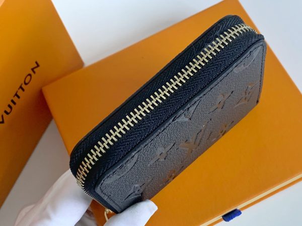 Laveszi Luxury Wallet LV 124