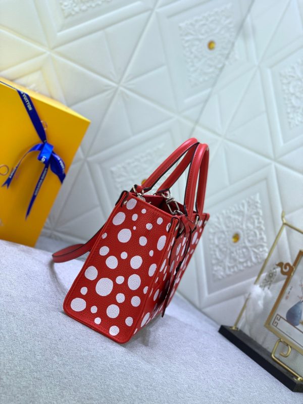 Laveszi Luxury Bags LV 636