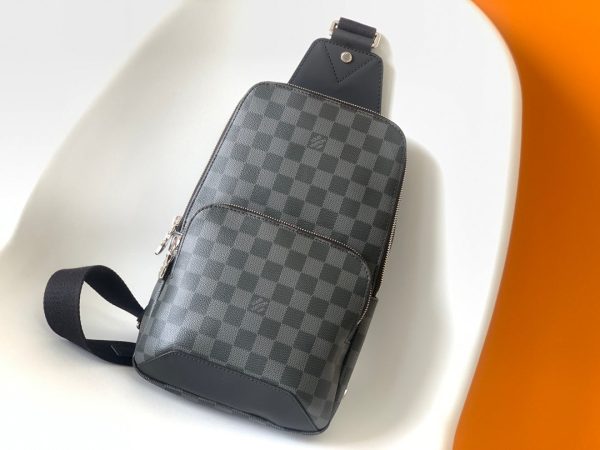 Laveszi Luxury Bags LV 570