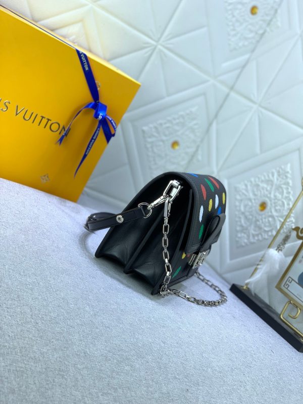 Laveszi Luxury Bags LV 658