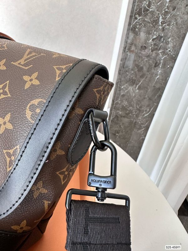 Laveszi Luxury Bags LV 840