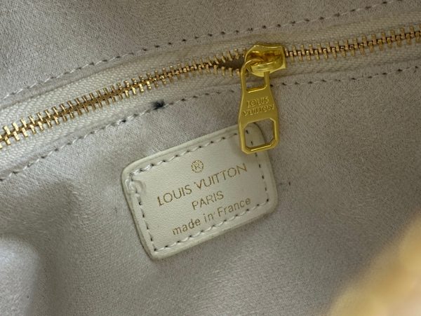 Laveszi Luxury Bags LV 663