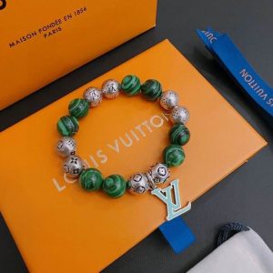 LV bracelet 11ly240