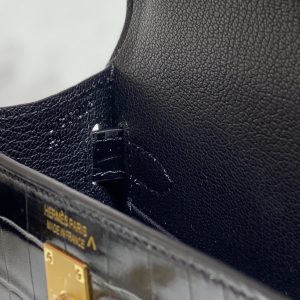 HERMES MINI KELLY CROCODILE GOLD-TONED HARDWARE BLACK 19CM