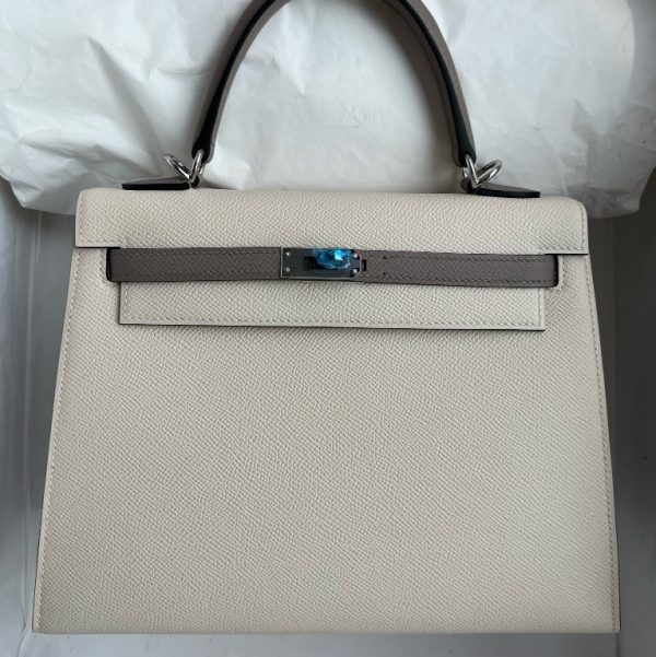 HERMES KELLY EPSOM CK10 CREAMY WHITE & M8 GRIS ASPHALTE SILVER HARDWARE 25CM