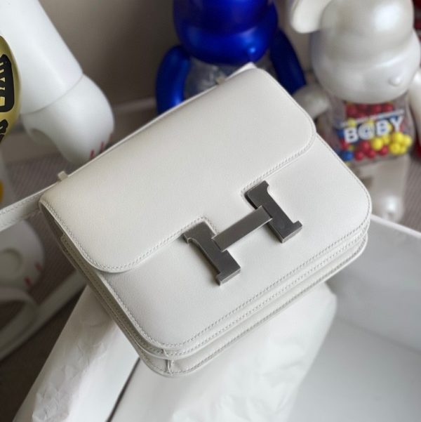 HERMES CONSTANCE SWIFT WHITE SILVER HARDWARE 18CM