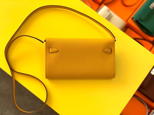 HERMES KELLY CLASSIQUE TO GO WALLET YELLOW