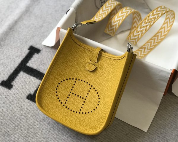 HERMES EVELYNE 16 AMAZONE YELLOW BAG 16CM