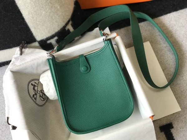 HERMES EVELYNE 16 AMAZONE DARK GREEN BAG 16CM