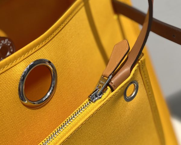 HERMES HERBAG ZIP 31 BAG PALLADIUM HARDWARE YELLOW 31CM