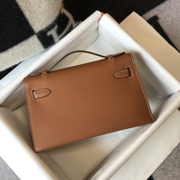 HERMES MINI KELLY POCHETTE GOLD TONED HARDWARE BROWN 22CM