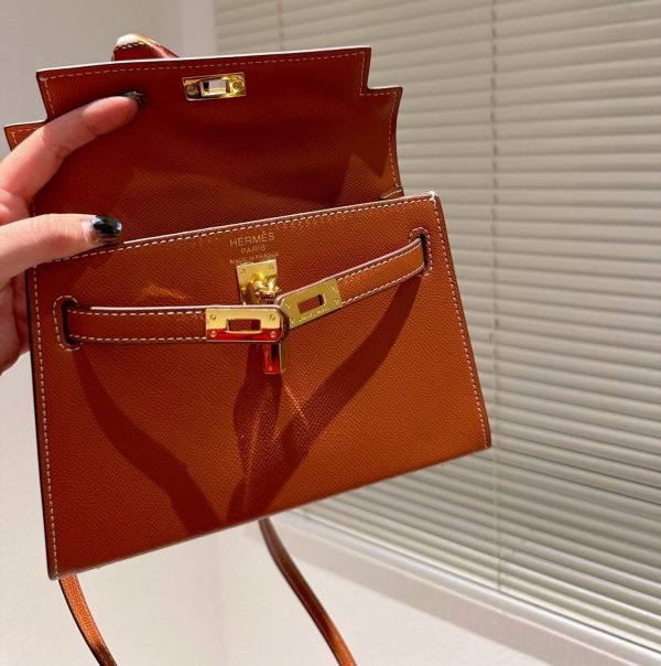 HERMES KELLY TOGO ORANGE GOLD HARDWARE 20CM