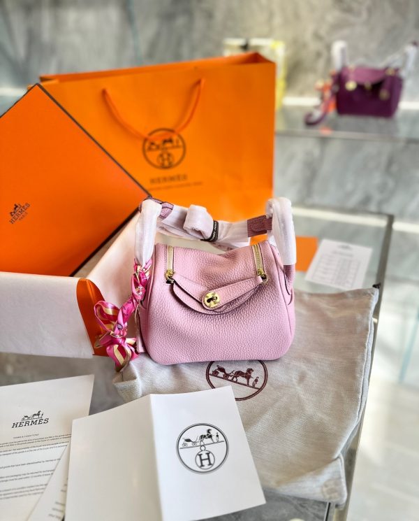 HERMES LINDY MINI BAG ROSE SAKURA WITH GOLD HARDWARE 19CM