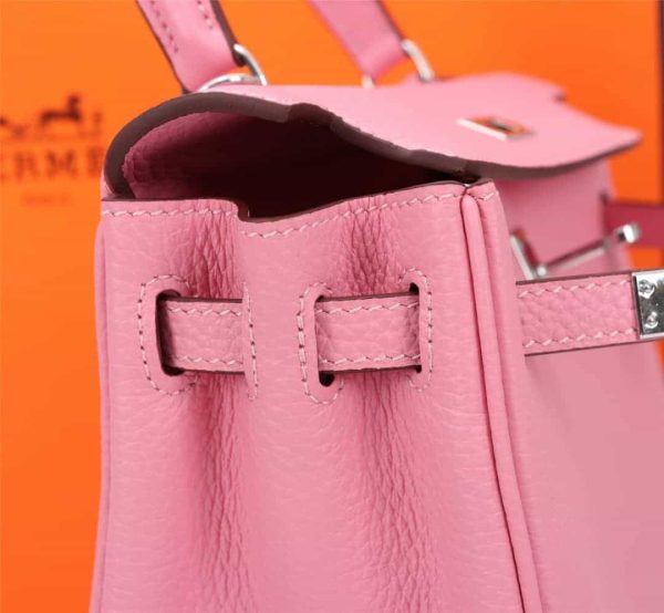 HERMÈS KELLY 28 SELLIER HANDBAG IN ROSE CONFETTI EPSOM LEATHER WITH PALLADIUM HARDWARE 28CM