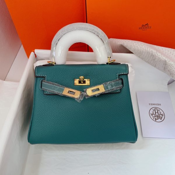 HERMES KELLY SELLIER ROUGE EPSOM GOLD HARDWARE DARK GREEN 28CM