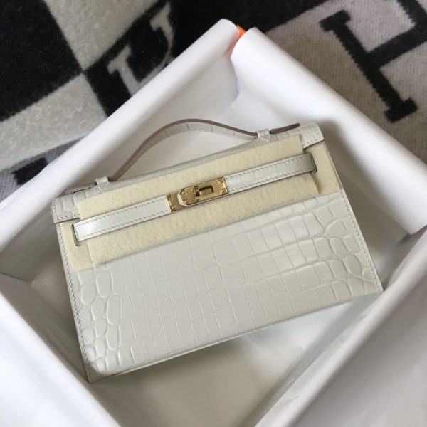 HERMES MINI KELLY POCHETTE CROCODILE GOLD TONED HARDWARE WHITE 22CM