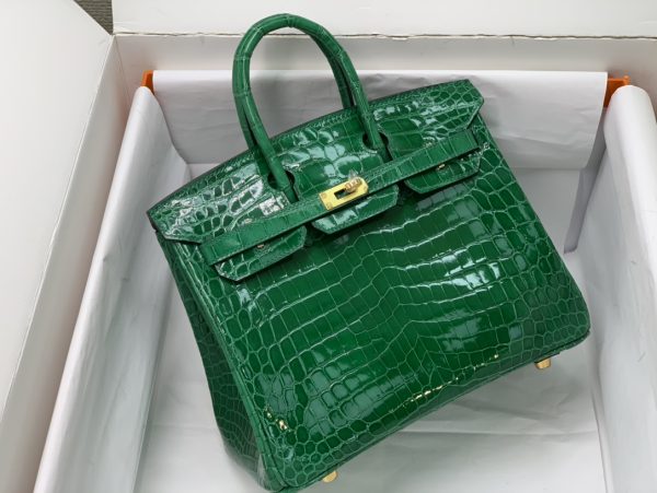 HERMES BIRKIN 30 CROCODILE GOLD-TONED HARDWARE DARK GREEN