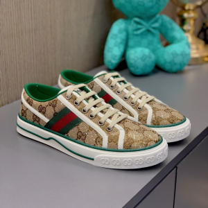 Gucci 1977 canvas shoes for couples