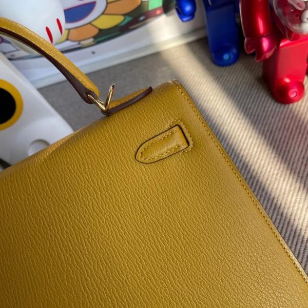 HERMES KELLY 25CM CHEVRE 9D AMBER YELLOW GOLD HARDWARE