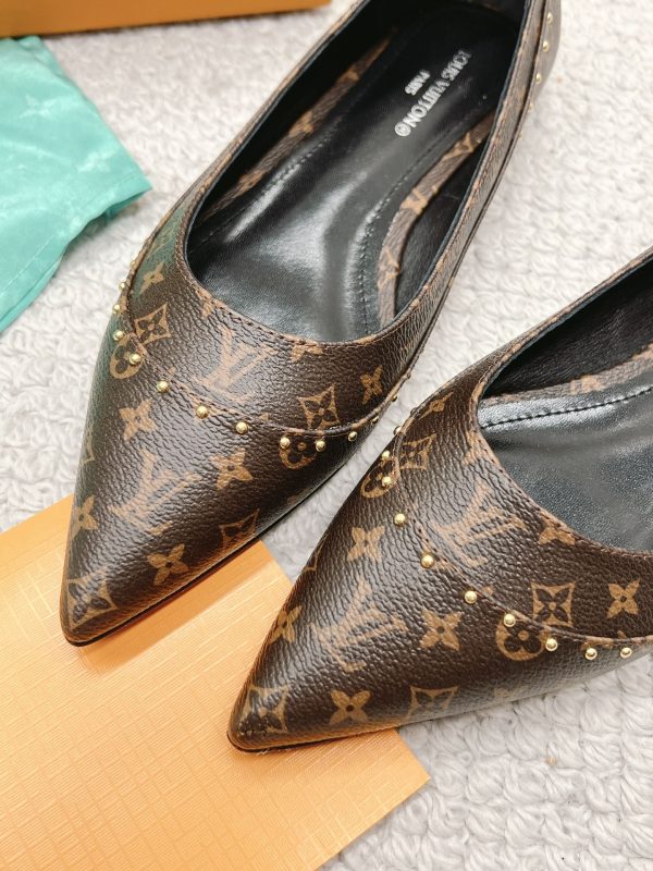 Designer LV High Heel Shoes 043