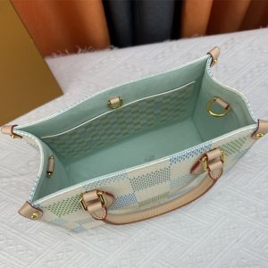 OnTheGo PM – Louis Vuitton