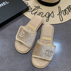 Chanel slipper