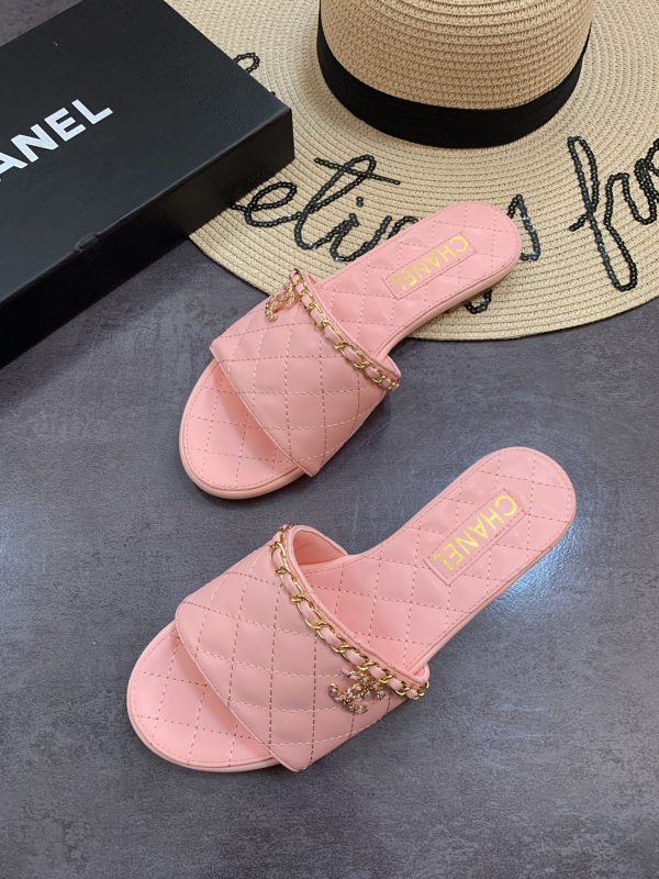 Chanel slipper