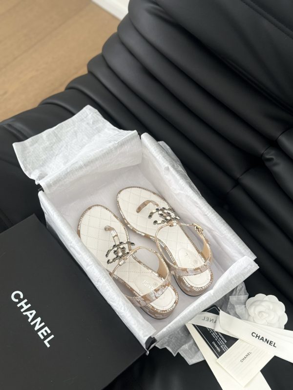 Chanel Women’s Sandals 571