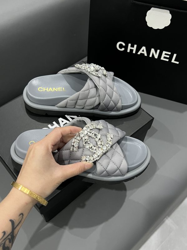 Chanel  Summer Slides