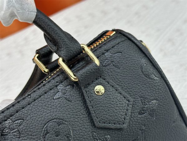 Louis Vuitton Speedy Nano M81085