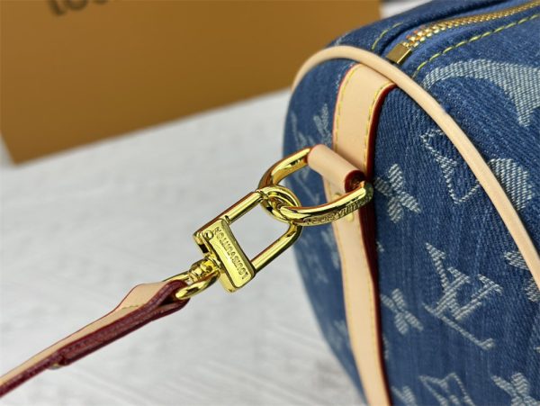 LOUIS VUITTON Speedy Bandouliere 25